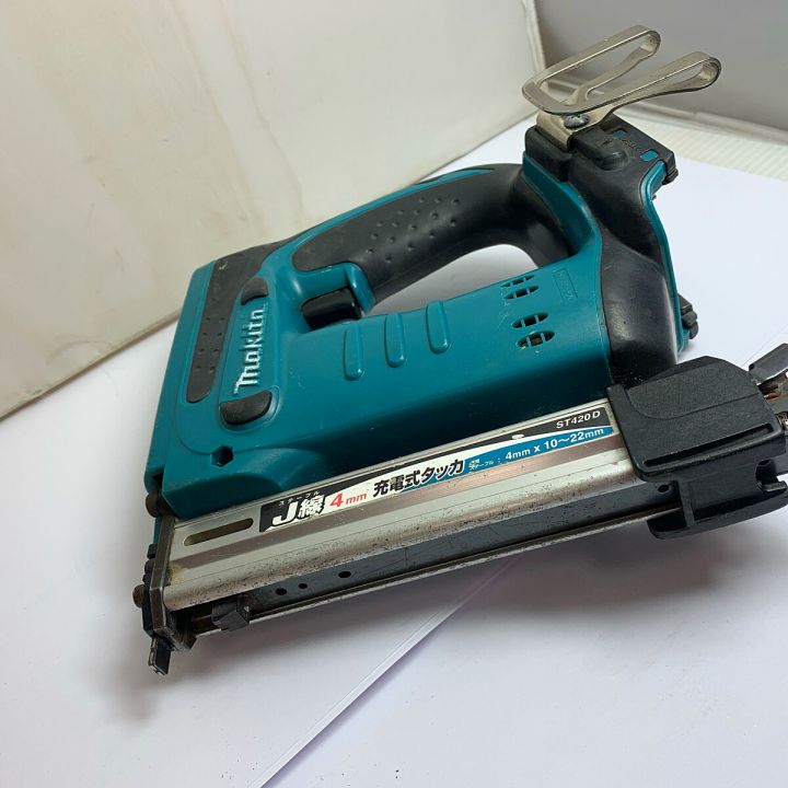 MAKITA マキタ 充電式タッカ 本体のみ 14.4v ST420D ブルー｜中古｜なんでもリサイクルビッグバン