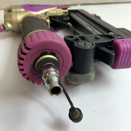  HITACHI 日立 25mm タッカ　ケース付き　常圧 N2504M