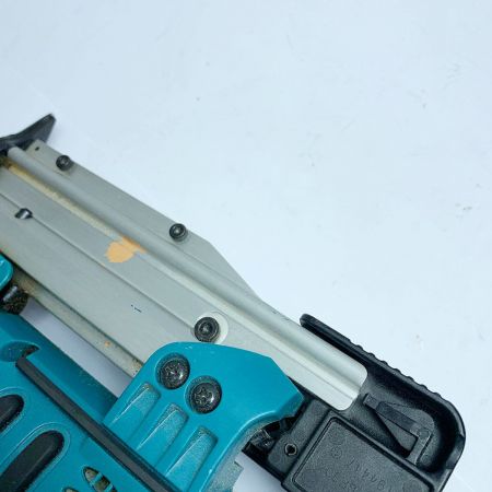  MAKITA マキタ 充電式ピンタッカ　本体のみ　14.4V PT350D ブルー