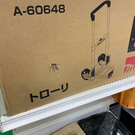  MAKITA マキタ トロ―リ　【未開封品】 A-60648