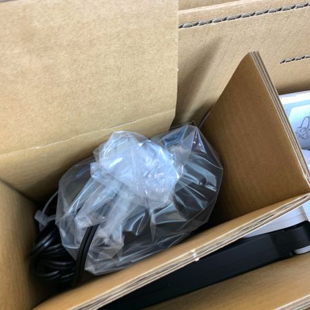  MAKITA マキタ 充電式ハンディソー 充電器・充電池1個 100mm 10.8v  MUC100DWHG グリーン