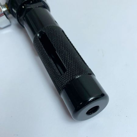  チャージャー MADBULL AIRSOFT CO2 チャージャー