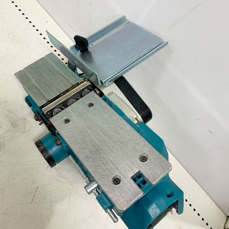  MAKITA マキタ 82mm 充電式カンナ　本体のみ　18Ｖ KP181D