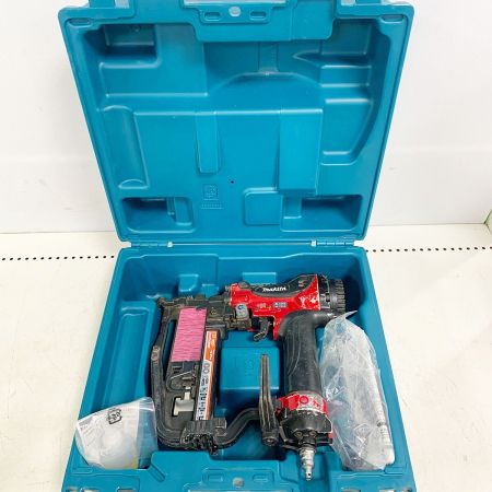  MAKITA マキタ  高圧フロアタッカ  ケース付 AT450HA レッド