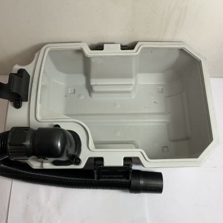  MAKITA マキタ 18Ｖ　乾湿両用業務用　充電式集塵機　 VC750D