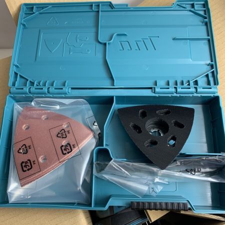  MAKITA マキタ 充電式マルチツール　18V　【未使用品】 TM52DZ ブルー