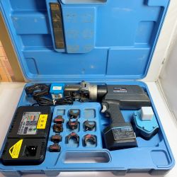 ♭♭ IZUMI 充電油圧式多機能工具 　小物・充電器・充電池2個・ケース付 REC-1520FMH Bランク