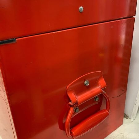  Snap-on スナップオン 工具ケース　キズあり　鍵1つ付　カナダ製 KRA53F レッド