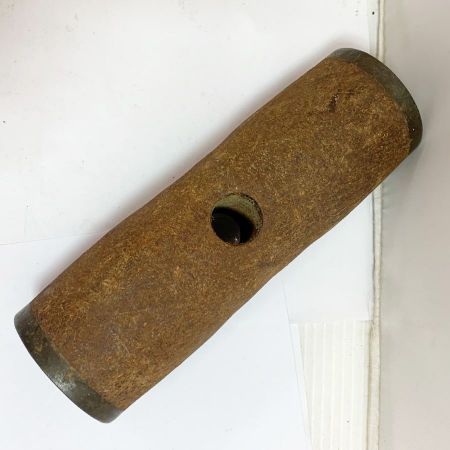   石屋玄能   全長　約168mm  重さ　約3.5kg  柄無し  石屋玄能