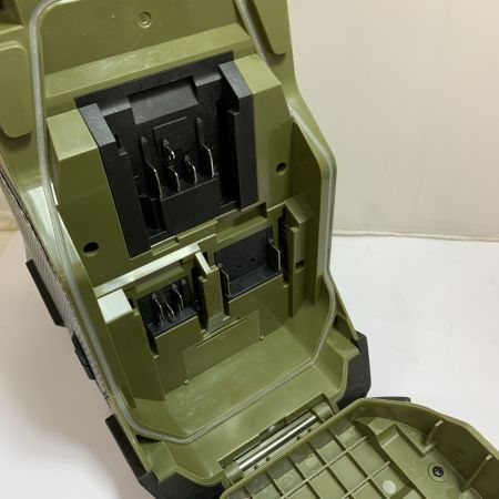  MAKITA マキタ バッテリー式ラジオ  アダプター付　キズあり　コードレス式/コード式 MR005G オリーブ