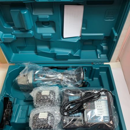  MAKITA マキタ 100ｍｍ　充電式ディスクグラインダ　充電器・充電池2個・ケース付 18v 2025.01製造  GA404DRGXN