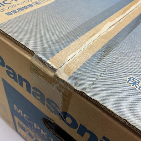  Panasonic パナソニック 電気掃除機　紙パック式　未使用品　2016年製 MC-PK17A ピンクシャンパン
