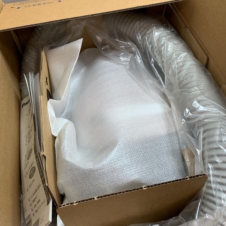  Panasonic パナソニック 電気掃除機　紙パック式　未使用品　2016年製 MC-PK17A ピンクシャンパン