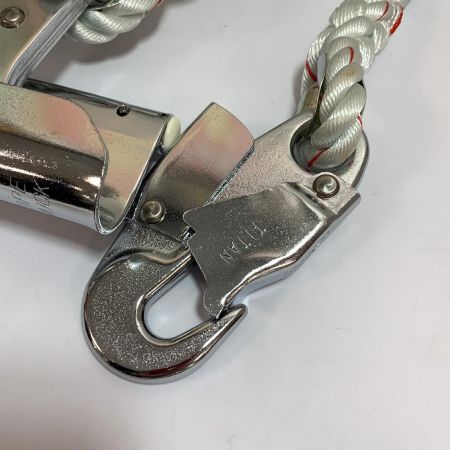  TITAN ダブルフック付きチャック　ＷＨＣ