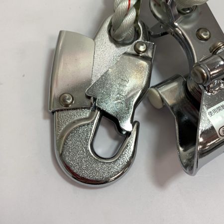  TITAN ダブルフック付きチャック　ＷＨＣ