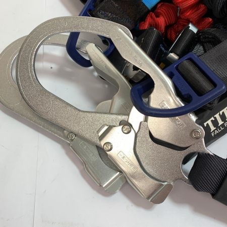  TITAN 新規格 墜落制止用器具 パンゲアホライゾン　フルハーネス　Ｍサイズ PAHN-10A-BL-L ブラック