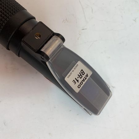  ATAGO  手持屈折計  透明プラスチック部分（カバー）にヒビ割れあり BR-1E