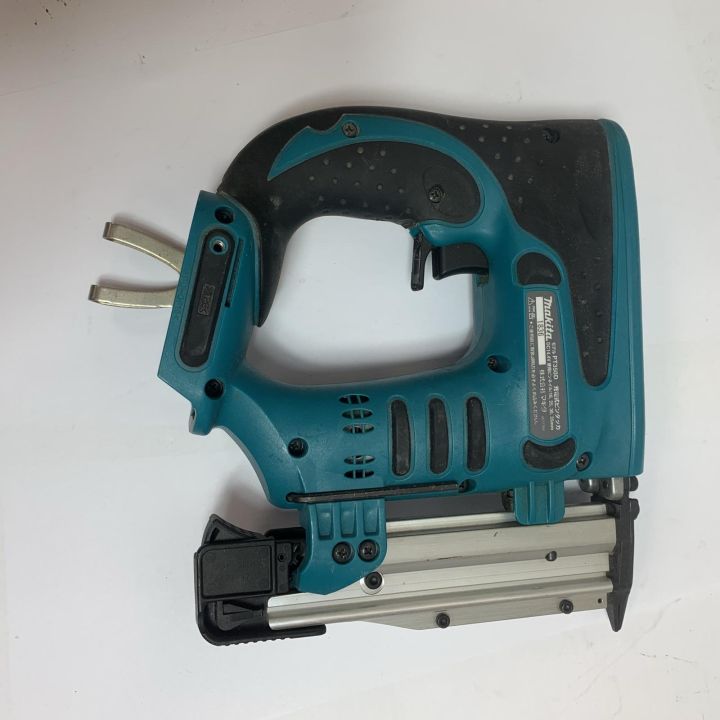 MAKITA マキタ 充電式ピンタッカ 本体のみ 14.4V PT350D - 中古