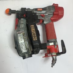 MAX マックス 工具 エアツール エアねじ打機 ターボドライバ 高圧 32ｍｍ HV-R32G1 レッド 本体のみ Bランク