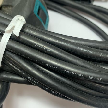  MAKITA マキタ コード式インパクトドライバ　2013年製 TD0220 ブルー