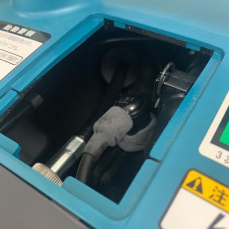  MAKITA マキタ インバーター発電機 　 EG0900IS