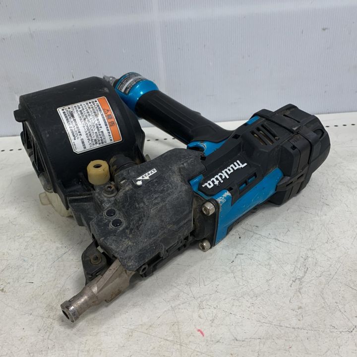 MAKITA マキタ 65mm 高圧エア釘打 本体のみ AN636H ブルー - 中古工具
