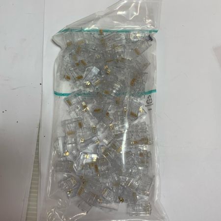  PAN-NET LANコネクタ　箱に傷みあり  未使用品　長期保管品？ SP688E-C