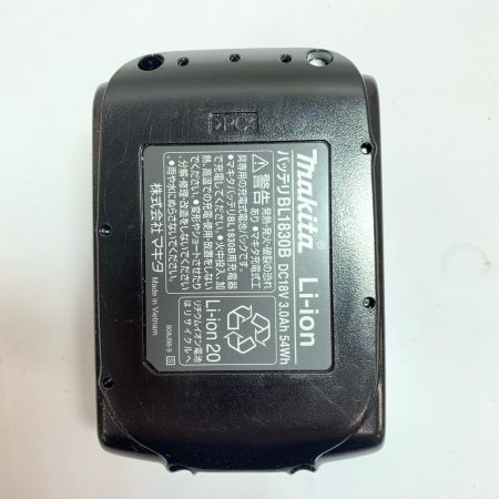  MAKITA マキタ  バッテリー　未使用品　18v 3.0Ah BL1830B BL1830B