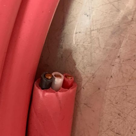  YAZAKI 電材 VVFケーブル 赤　3×2.0mm 2025.6製造 3×2.0