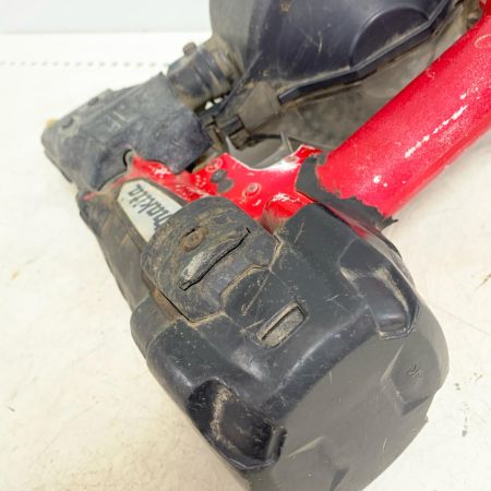  MAKITA マキタ 高圧エア釘打機　 先端のプラスチック欠けあり　本体のみ AN635H
