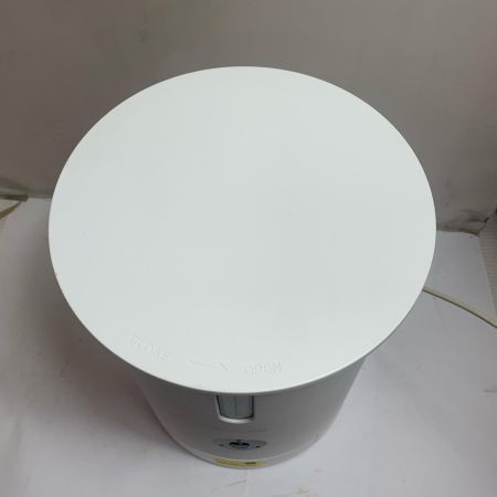   我が家のアイドル　カメラ付き自動給餌器　通電確認のみ F3