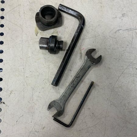  Ogura 電動油圧式パンチャー ケース付 HPC-615