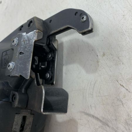  MAX マックス リバータイア ケース、充電器・充電池2個付 14.4v　鉄筋結束機 RB-442T-B2C/1450A ブラック×レッド x レッド