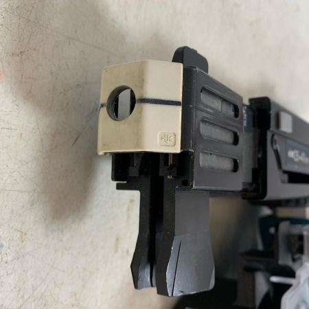  MAKITA マキタ 充電式オートパックスクリュードライバ　本体のみ　18V　 FR451DZ