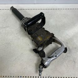 ♭♭ 空研工業 インパクトレンチ　本体のみ エア工具　常圧 KW3800pro シルバー Cランク