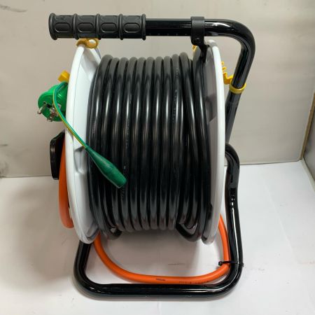  MAKITA マキタ スーパーリール延長コード型　屋内型　30M A-48228