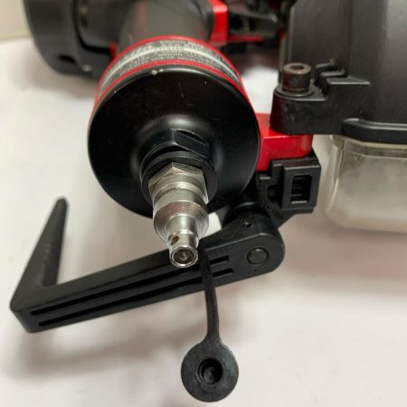  MAKITA マキタ 65mm 高圧エア釘打　 ケース付 AN636H レッド