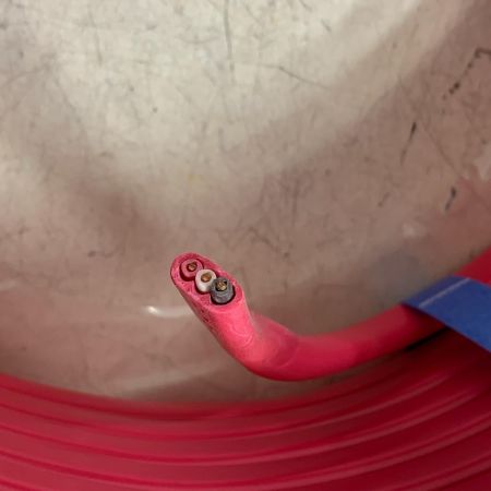  弥栄電線 電材 VVFケーブル 2024.01 黒、白、赤 3×1.6 100ｍ レッド