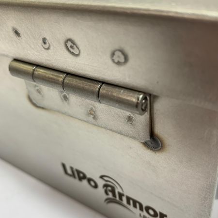  GENTOS リポケース　充電池延焼リスク軽減ケース LPA-01S