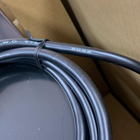  MAKITA マキタ ポータブルバンドソー（スタンド付き）　2025年製 2107FW