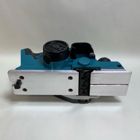  MAKITA マキタ 82ｍｍ　充電式カンナ　替刃カンナ刃付　2022年製 KP180D ブルー