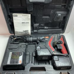 ♭♭ MAX マックス ブラシレスハンマドリル  充電器・充電池2個・ケース付 コードレス式 25.2V 4.0Ah PJ-R266A レッド Cランク