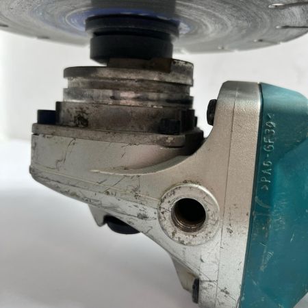 MAKITA マキタ ディスクグラインダー ケース付 180mm 36v キズ・ハガレ有 GA700D グリーン