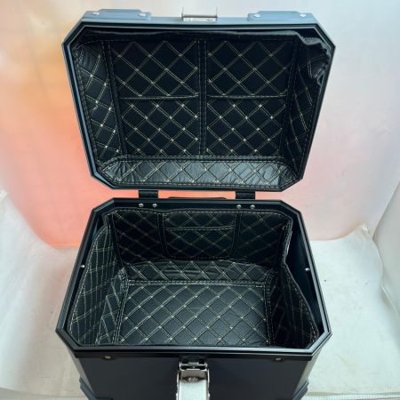 HI-LINE リアボックス 未使用品(S) 鍵付 スカイブルー