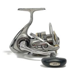 ★★ DAIWA ダイワ スピニングリール 12　LUVIAS 3012H  055976 Cランク