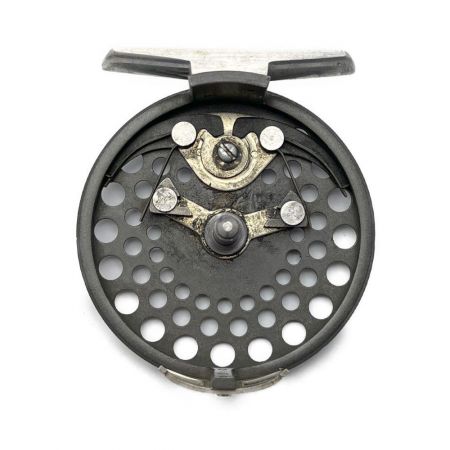  ORVIS フライリール　本体のみ　やすりの跡あり C.F.O.Ⅲ