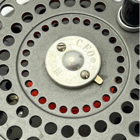  ORVIS フライリール　本体のみ　やすりの跡あり C.F.O.Ⅲ