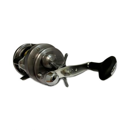  SHIMANO シマノ 09 カルカッタコンクエスト 200DC シングルハンドル付 ベイトリール 02281