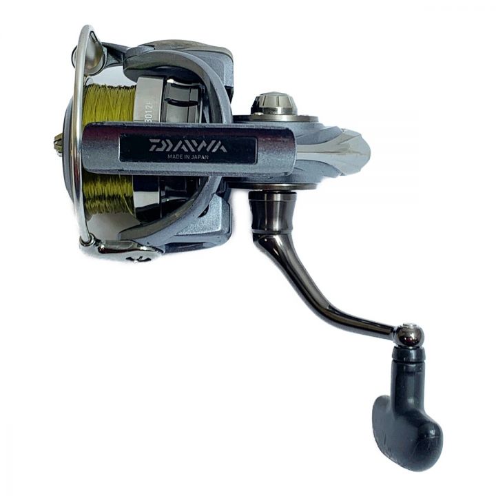 DAIWA ダイワ 15ルビアス3012H スピニングリール 箱付 055640｜中古｜なんでもリサイクルビッグバン