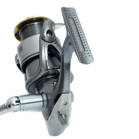  SHIMANO シマノ スピニングリール　ツインパワー 8000PG　スプールは6000PG ツインパワー 8000PG キズ多数あり